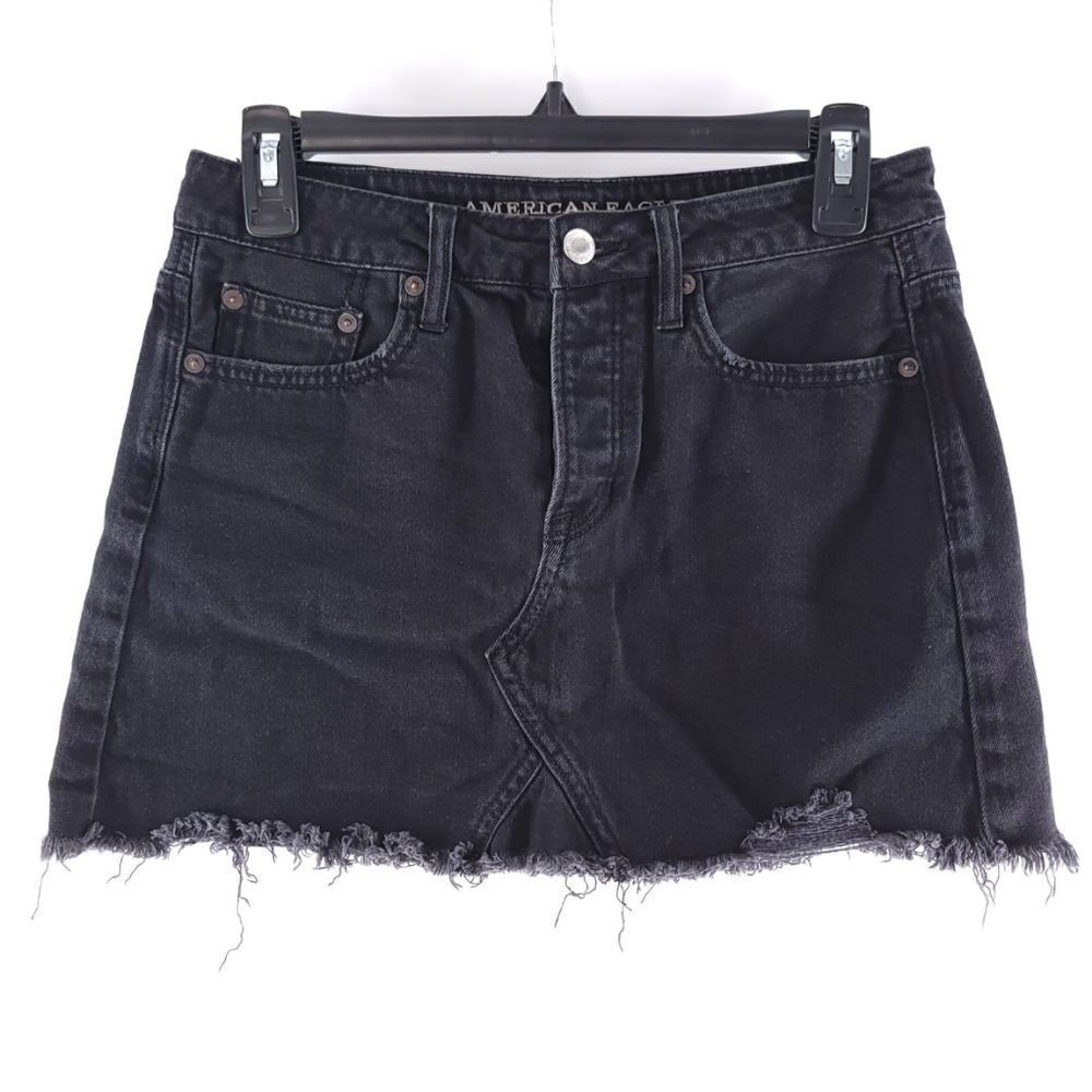 American Eagle Womens Size 4 Solid Black Button Fly Raw Hem Skirt